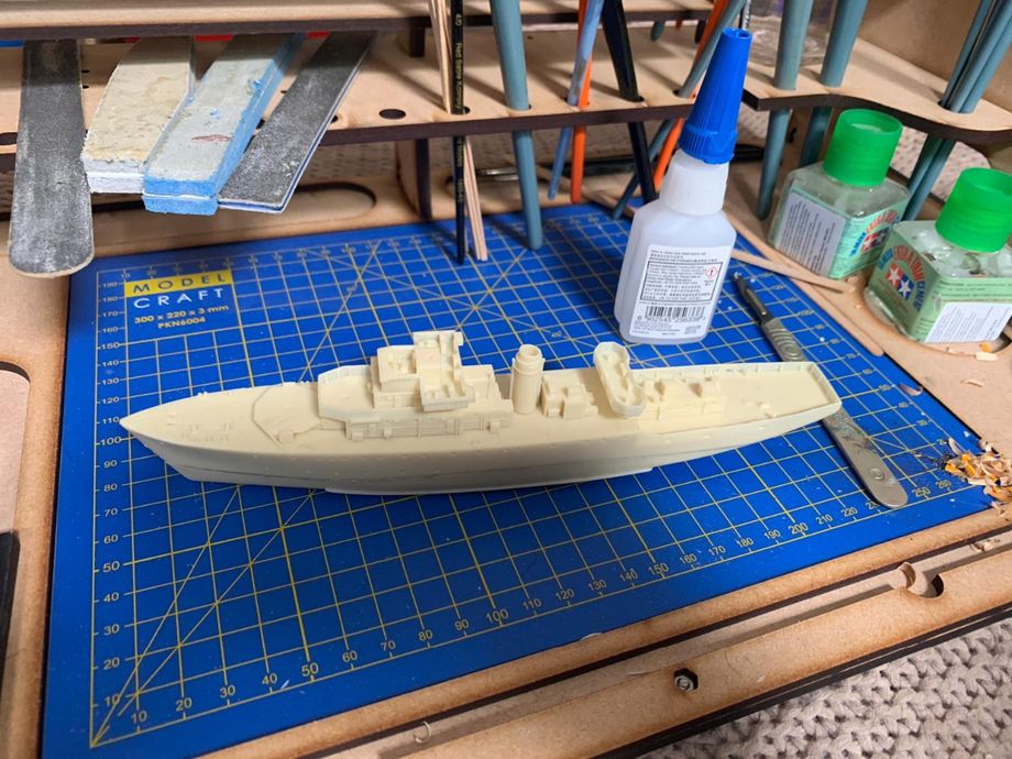 Toby Knight has made a start on a Castle Class Corvette.  This WWII vessel is  apparently being modelled 'full hull' as its going to be in 'typical North Atlantic weather'.  Should be worth watching out for as when Toby does sea it always looks like its worth a swim!!  July 2020